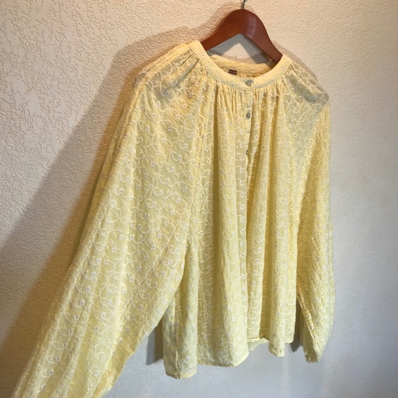 Free People Yellow Lace Button Down Top - Size Lg - Picture 3 of 6
